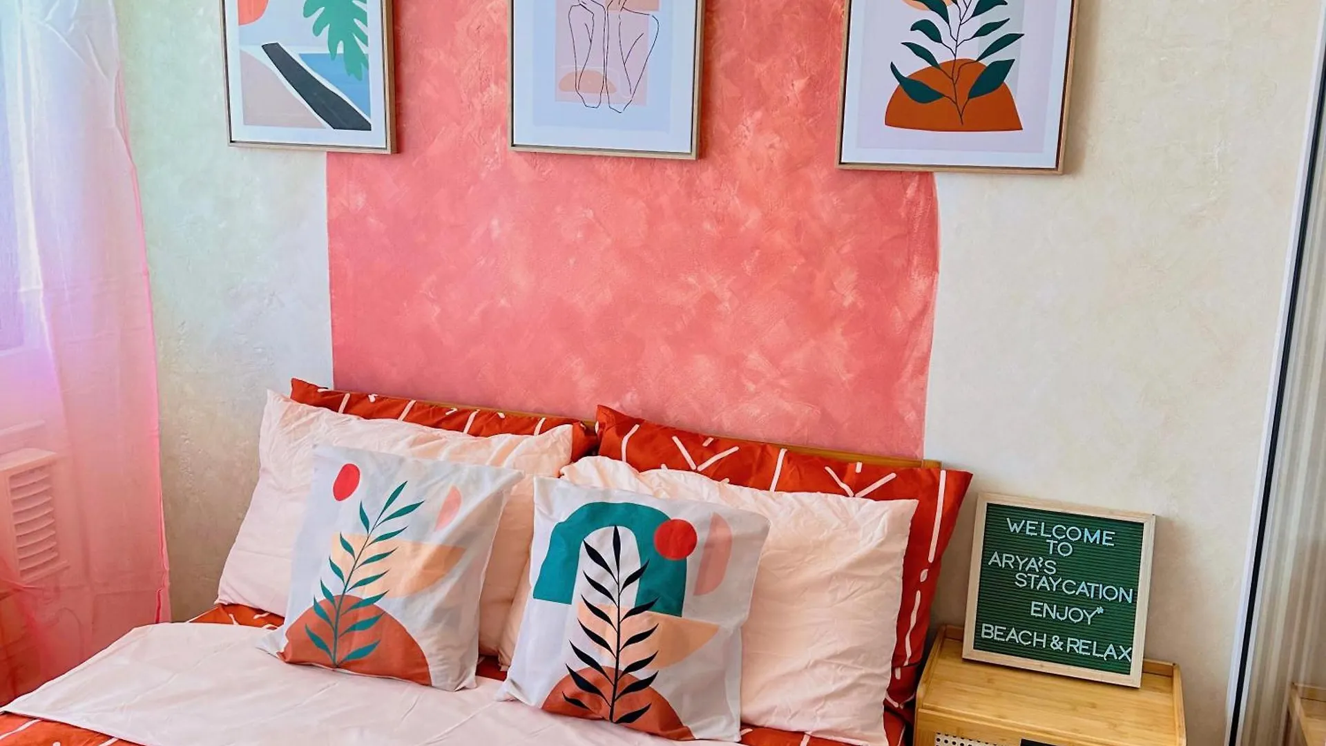 Arya'S Staycation - Azure Paranaque City Resort