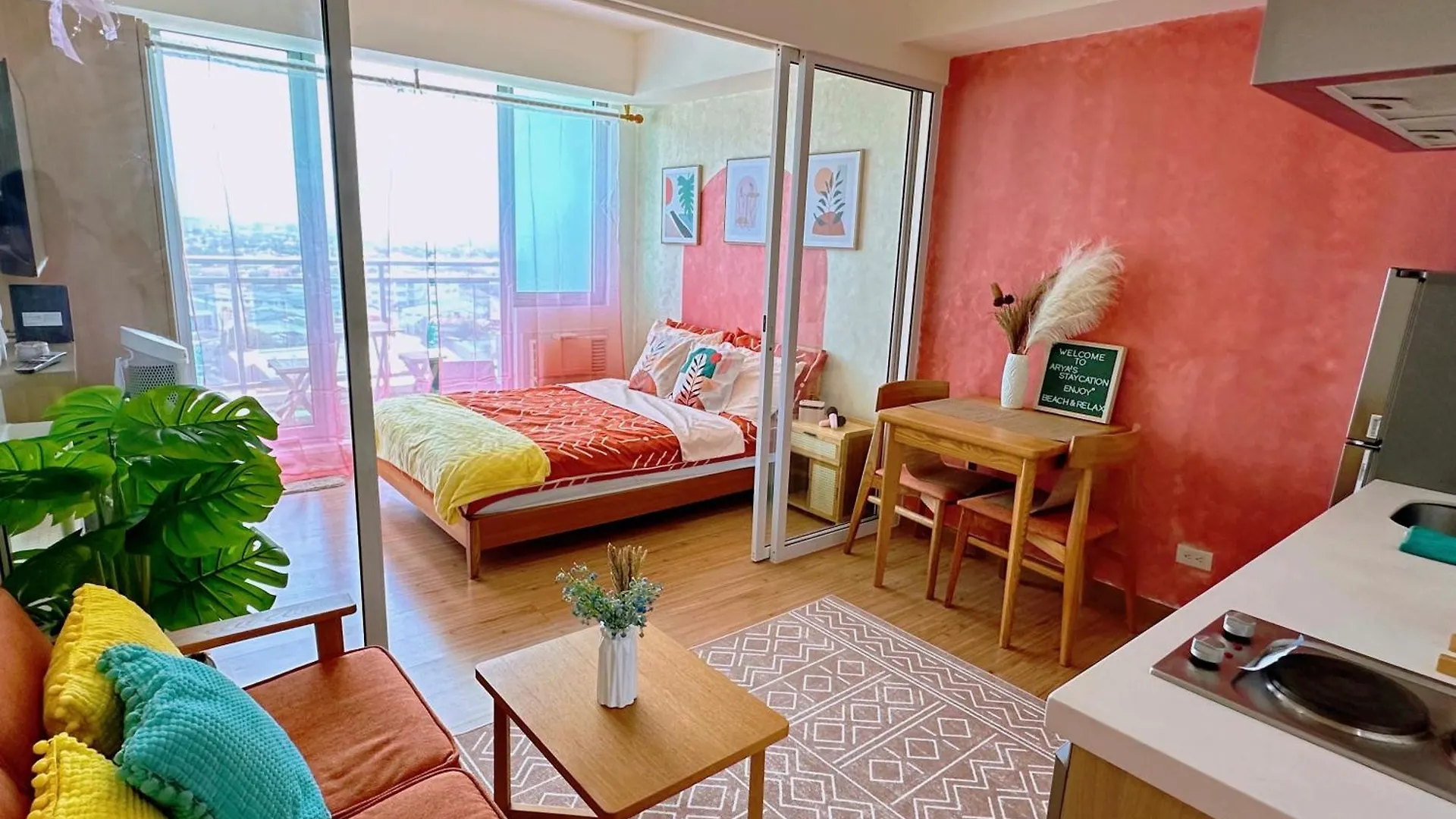 Resort Arya'S Staycation - Azure Paranaque City Philippines